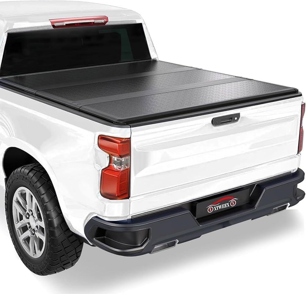 Hard tri-fold tonneau cover with honeycomb core